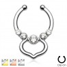 Faux-piercing septum PVD cinq strass bouclier (24)