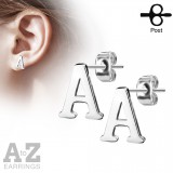 Clou pour oreille en acier lettre A