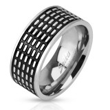 Bague acier 68 - Noire avec petits traits gris