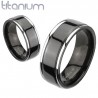 Bague en titane 15 - Noire bords gris