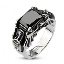 Bague zircone rectangulaire noir sur griffes (11)