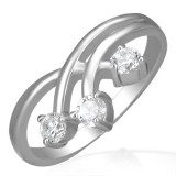 Bague trois zircones de cotés (23)