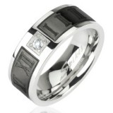 Bague zircone carré et chiffres romains fond noir (68)