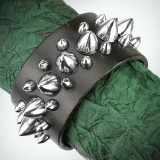 Bracelet gothique 05 - Grosses pointes et petites pointes