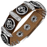 Bracelet gothique 36 - Marron fin avec têtes de mort sur cercle