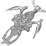 Pendentif gothique 16 - Faucheuse