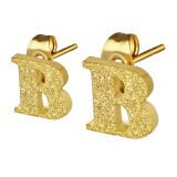 Clou pour oreille en acier lettre gold ip A