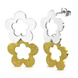 Clous pendants 29 - Deux fleurs