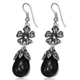Boucles d'oreilles vintages 23 - Fleur et gem pendant noir