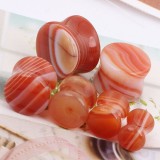 Plug courbe en sardonyx (OR46)