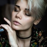 Piercing micro-bcr 90 - Anneau brisé jaune avec boule