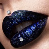 Piercing micro-labret 29 - Titane noir cristal transparent