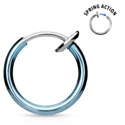 Faux Piercing oreille 68 - Anneau simple plaqué-titane bleu-clair