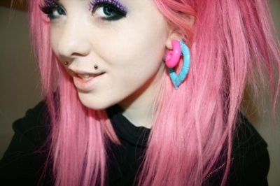  Piercing angel-bites et piercings gros diamètres à l’oreille 