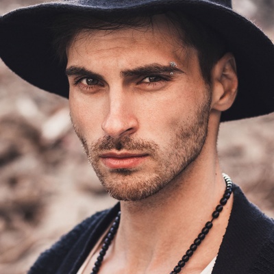  Piercing arcade tribal gris 