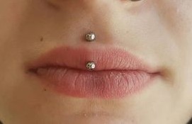 Le piercing lèvre jestrum