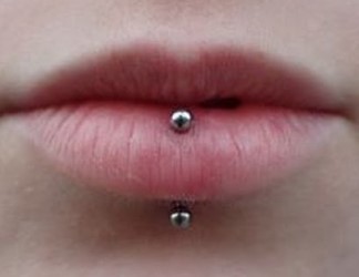 Piercing-Abondance | Piercings du contour des lèvres - Toutes les ...