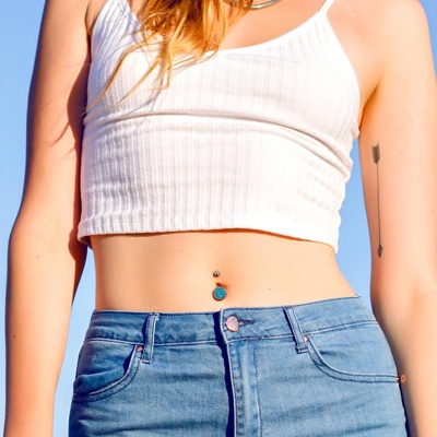  Piercing nombril rond avec des cristaux de type druzy stone 