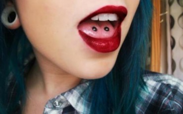 le piercing langue venom ou double piercing langue