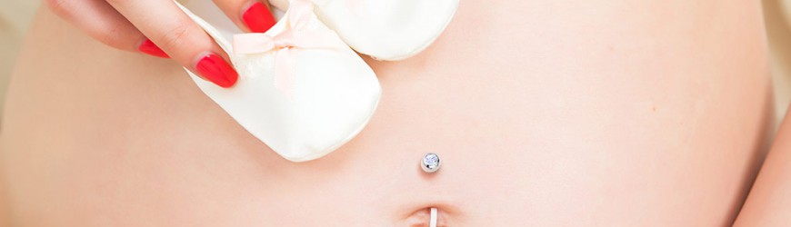 Le piercing nombril pour la grossesse