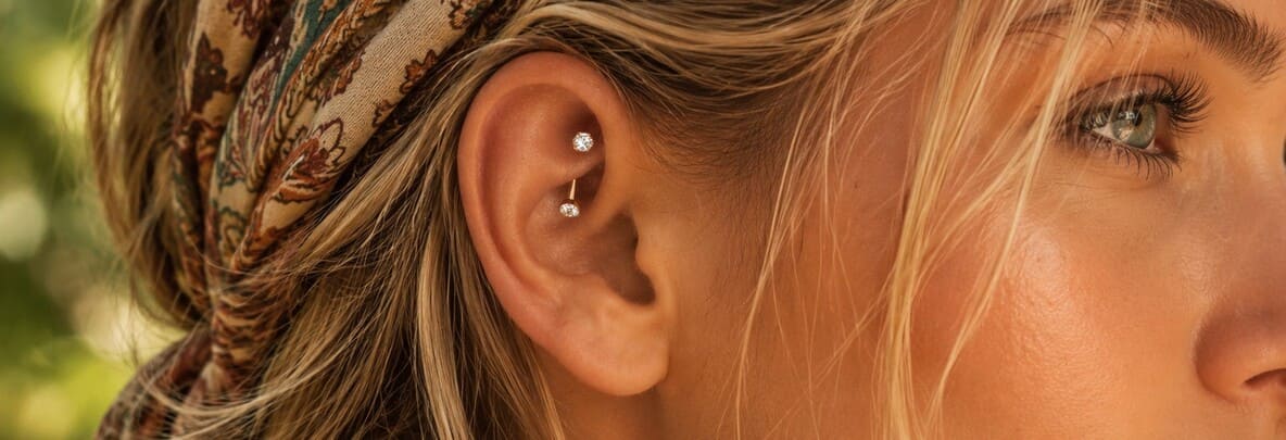 Piercing Rook Oreille : Style Unique & Confort