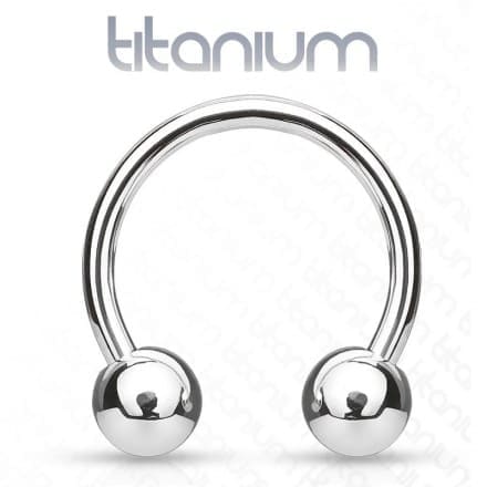Piercing téton titane